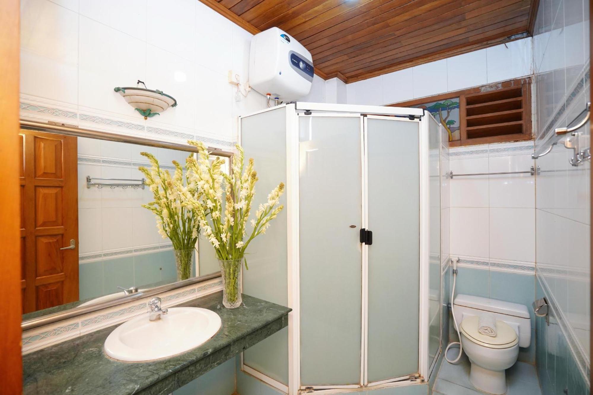 D Ajenk Boutique Guesthouse Yogyakarta Bagian luar foto