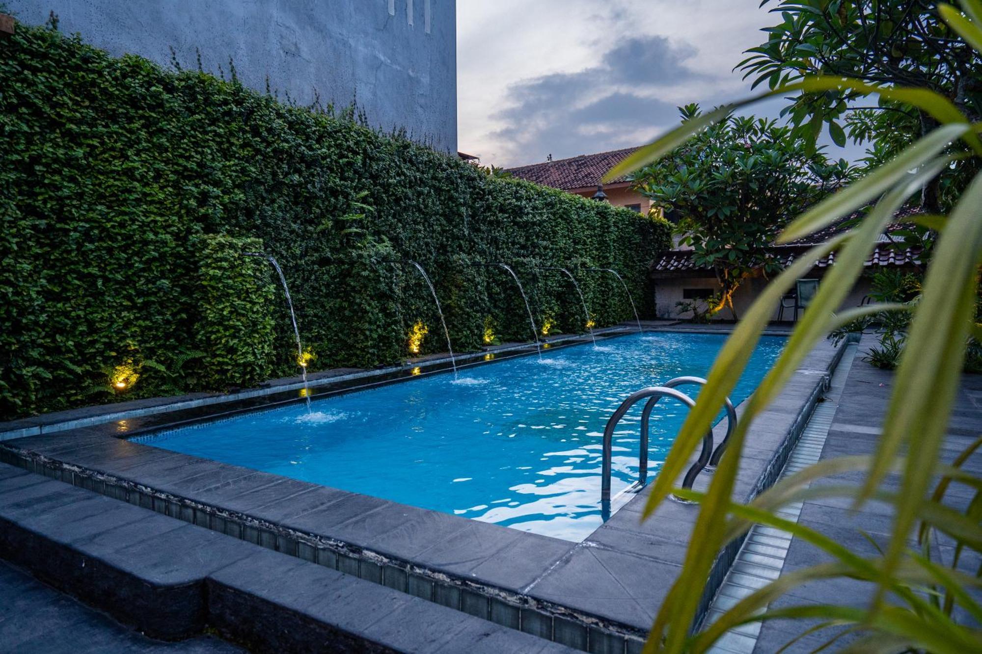 D Ajenk Boutique Guesthouse Yogyakarta Bagian luar foto