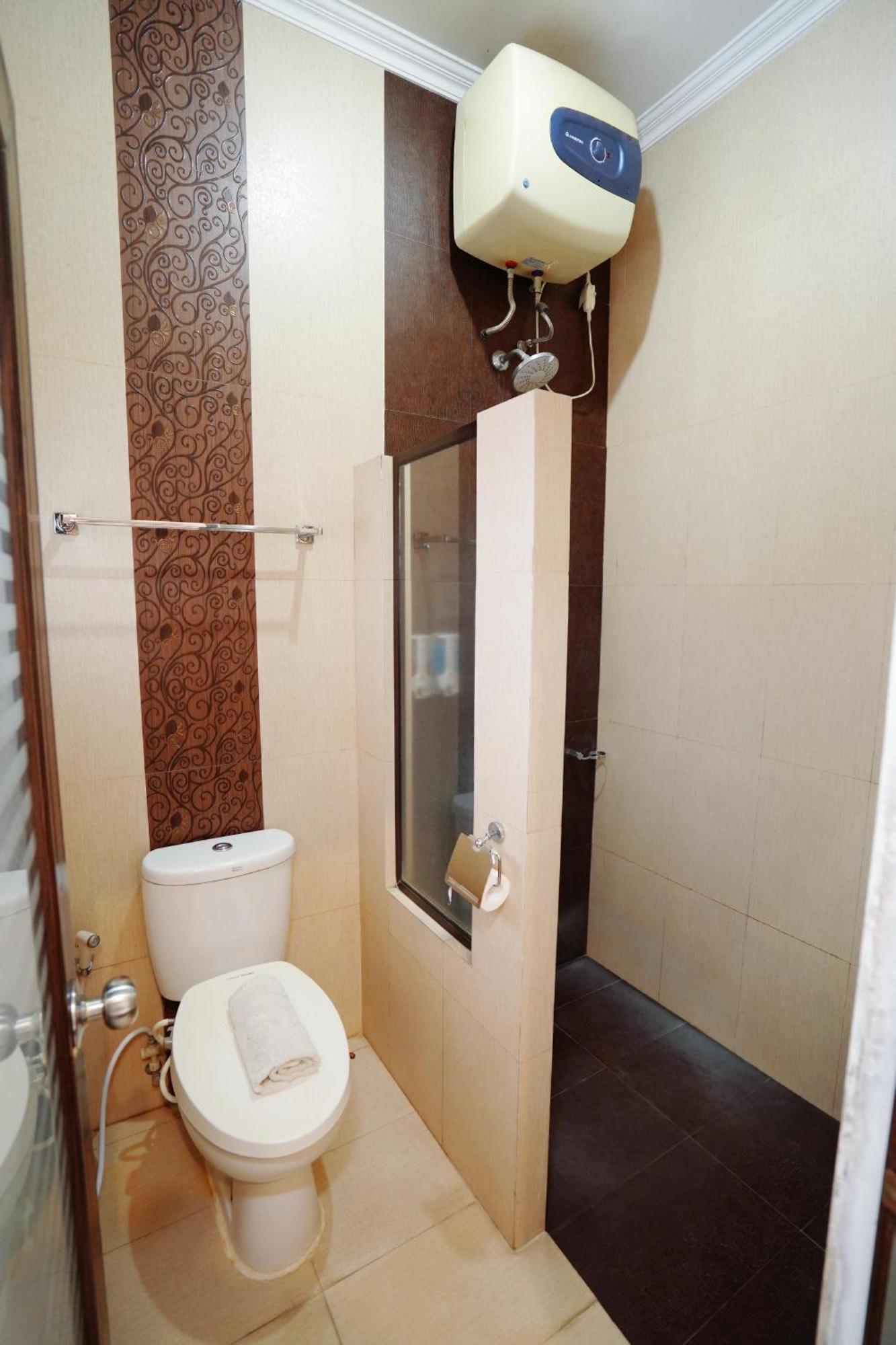 D Ajenk Boutique Guesthouse Yogyakarta Bagian luar foto
