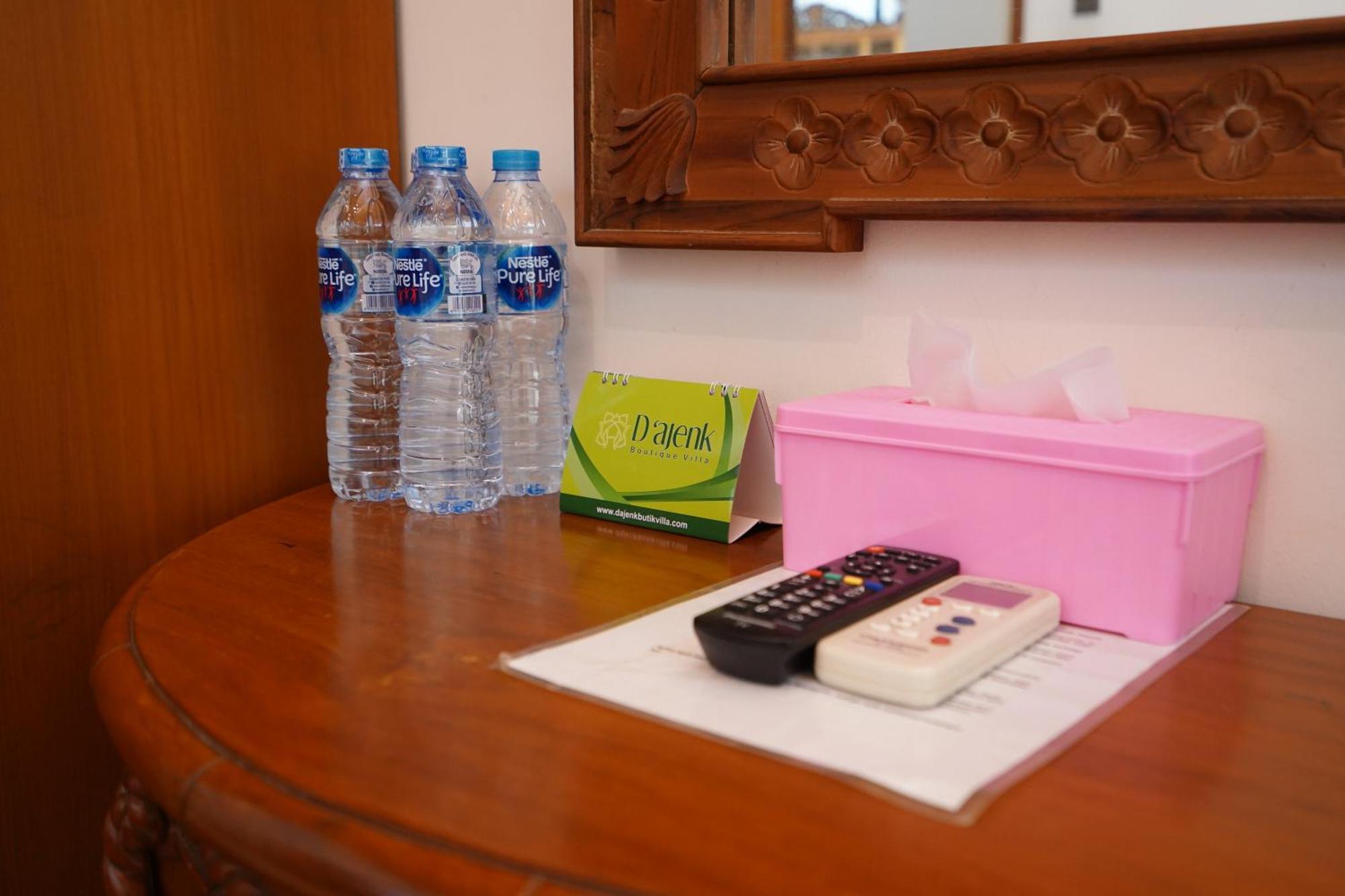 D Ajenk Boutique Guesthouse Yogyakarta Bagian luar foto