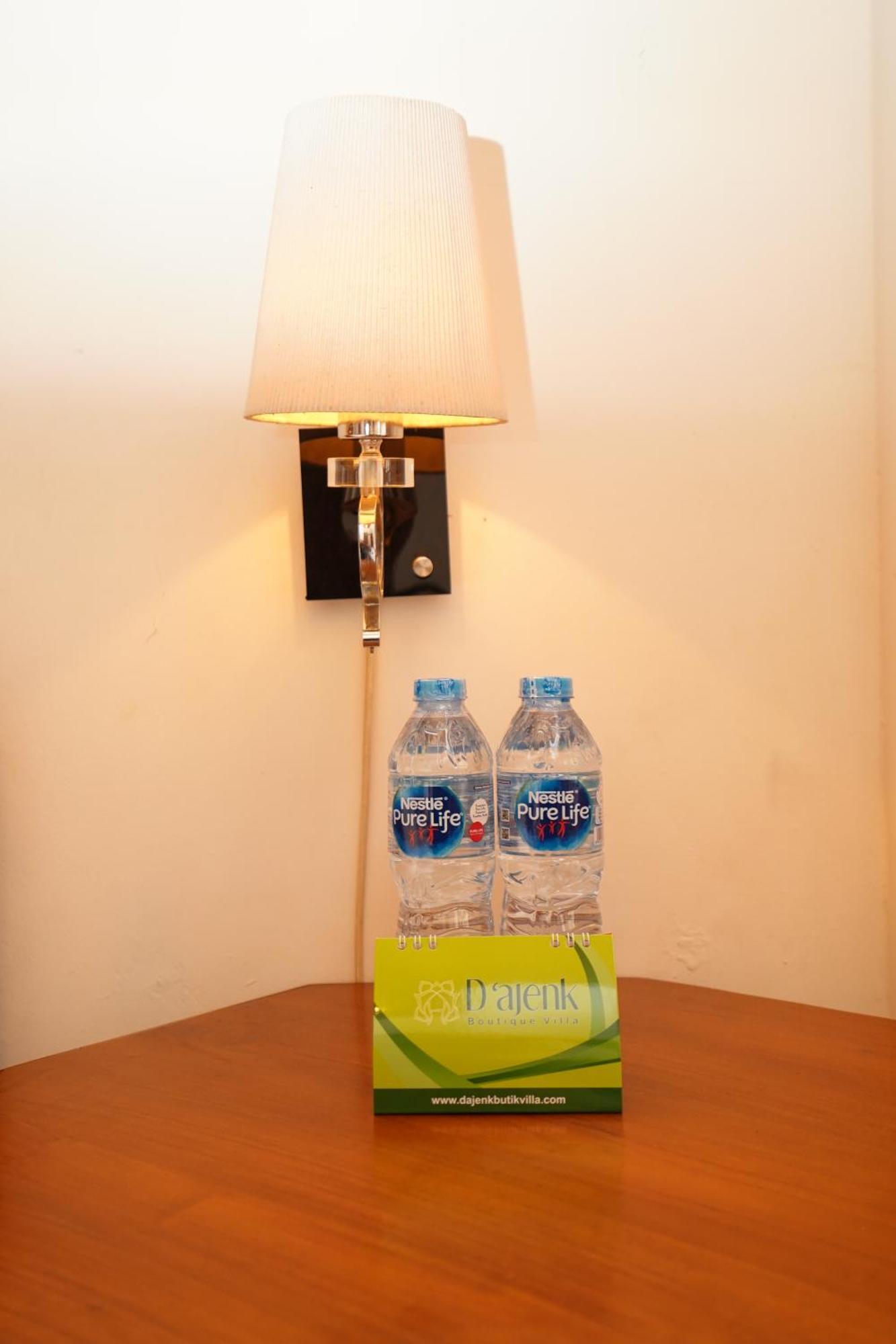 D Ajenk Boutique Guesthouse Yogyakarta Bagian luar foto